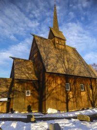 Høyjord stavkirke